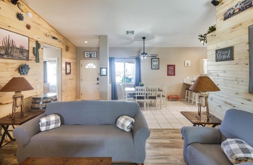 Sunridge Estates House | Lovely Bullhead City Retreat w/Pool and Hot Tub