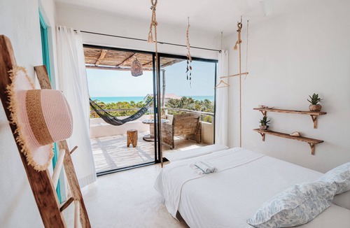 El Cuyo Hotel | LunArena Barefoot Comfort