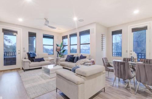 Kierland House | Lux Kierland Greens Condo Overlooks 9th Hole Near Golf