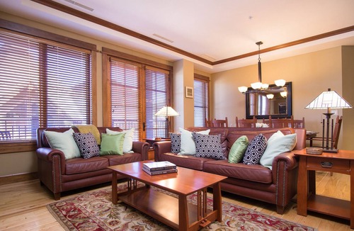 Truckee Condo | Luxury 3BD Village at Northstar Residence - Close to Pool & Hot Tub!