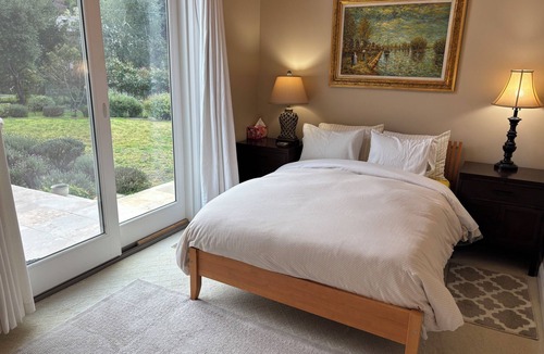 Los Altos Hills House | Luxury in Los Altos Hills Stanford Hospital and University.