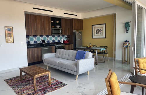 Emiliano Zapata Condo | Luxury in the heart of Zona Romantica @ D'Esire