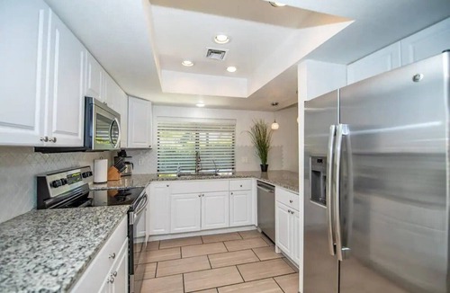 Yuma House | LUXURY Living 4