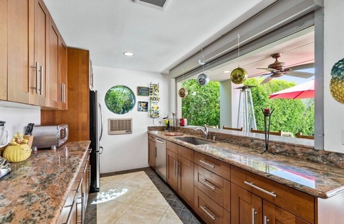 Little Tuscany House | Luxury Palm Estate – Desert Contemporary Gem with Saltwater Pool, Spa & Mountain Views