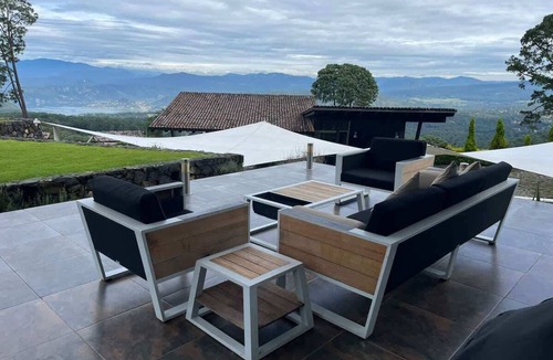 Valle de Bravo House | ¡Magnífico rancho con espectacular vista al lago!