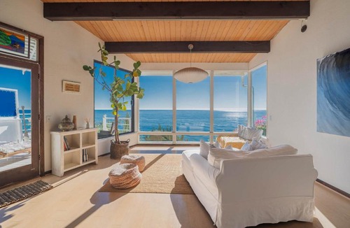 Western Malibu House | Malibu Villa with Beach Access and Ocean View