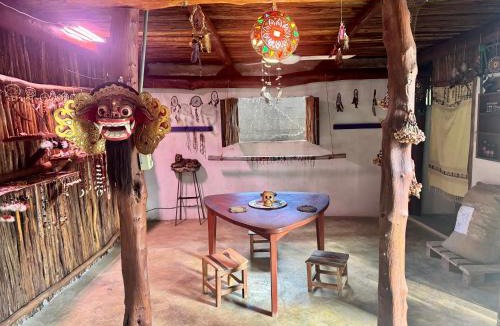 Coba Bed & Breakfast | Malinche Cafe Coba