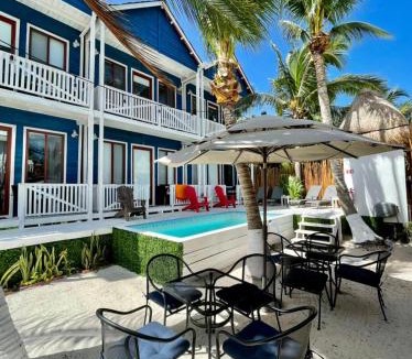 Isla Holbox Hotel | Marina Sunrise