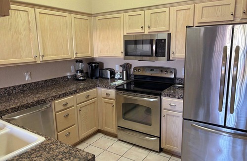 Fountain Hills Condo | McDowell Mountain Adventure Condo - Quiet, Heated Pool, Close to Downtown