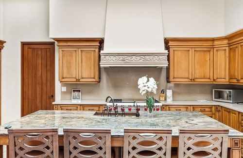 Los Cangrejos II y III House | Mexican Oasis: 5 BR Grand Villa