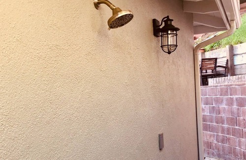 Alta Mesa House | Mins to beach, mountains & park. Enjoy hot tub, fire pit, outdoor shower + more!