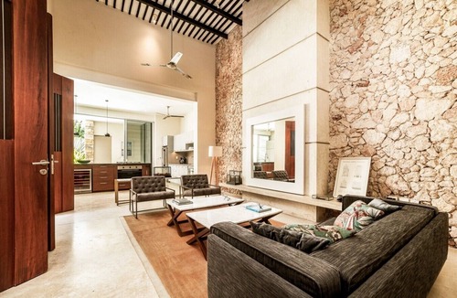 Centro Villa | Modern design home in Santa Lucia