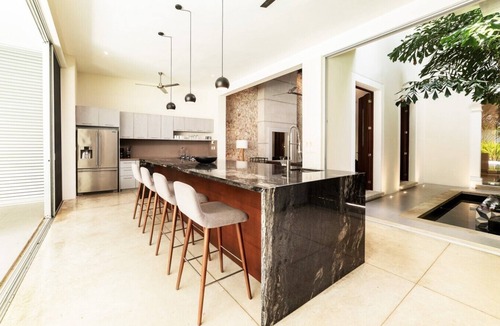 Centro Villa | Modern design home in Santa Lucia