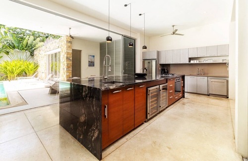 Centro Villa | Modern design home in Santa Lucia
