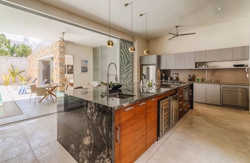 Centro Villa | Modern design home in Santa Lucia