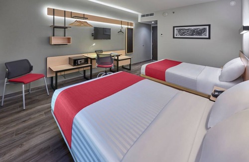North Hotel Zone Hotel | Modern Puerto Vallarta Stay | Near Playa de Oro & Puerto Mágico