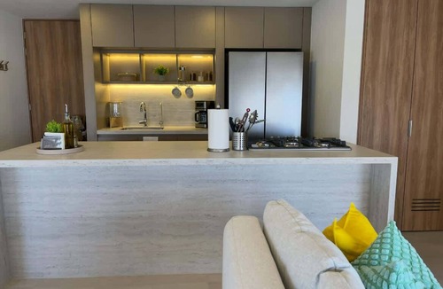 Zapopan Apartment | Modern retreat: warm design, great view, and comfortable