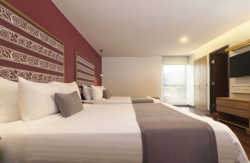 Jalatlaco Hotel | Modern Stay Near Santo Domingo Church & Historic Center