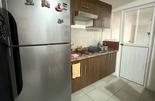 Queretaro Apartment | Moderno Loft con Balcón: Conectividad y Confort en Querétaro