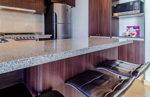 El Marques House | Monet AAC Grand Stay for 8 Guests | SISU Homes