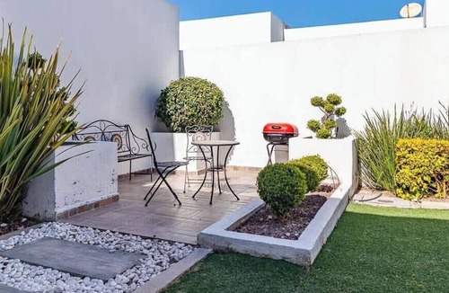 El Marques House | Monet Home for 8PAX.