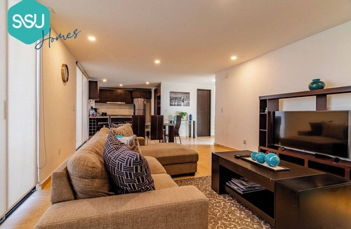 El Marques House | Monet Home for 8PAX