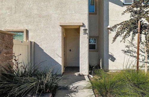 Moreno Valley House | Moreno Valley Retreat/Lake Perris & UC Riverside