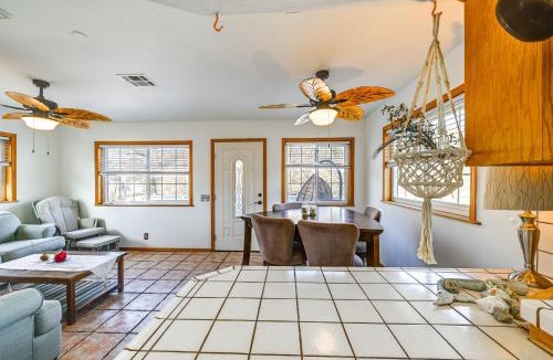 Weldon House | Mtn-View Weldon Home: Walk to Pacific Crest Trail