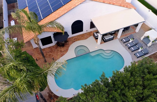 Mountainview Ranch House | *NEW Furniture$100k+Upgrades*EV Charger*HtdPool+Spa! 3.9 ml to Envita/9ml toMayo