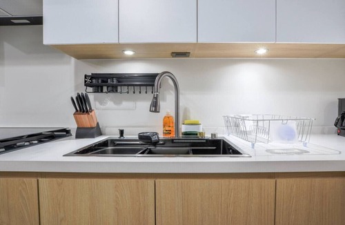 Monterrey Apartment | ¡Nuevo y Céntrico con Gym! - 2 Cama Queen + Wifi