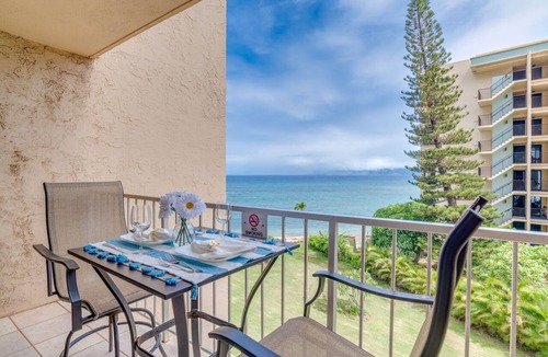 Kahana Condo | Ocean-View Studio at Royal Kahana 405, Lahaina | Peaceful Island Escape