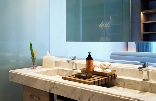 Punta Sam Hotel | Ocean View Suite | Beachfront Setting | Punta Sam Nearby
