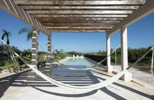 Miramar Apartment | Oceanfront Condo with Pool and Views Telchac | Depto B52
