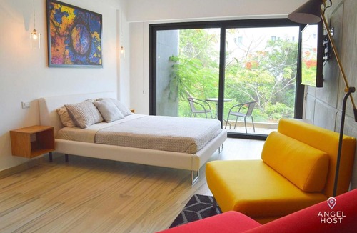 Luis Donaldo Colosio Apartment | Oceanview Roof Pool, Balcony, Steps To Beach
