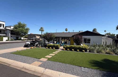 Arts District House | Old Town Scottsdale's cutest retreat/Pied-a-Terre that accommodates 2-6 guests
