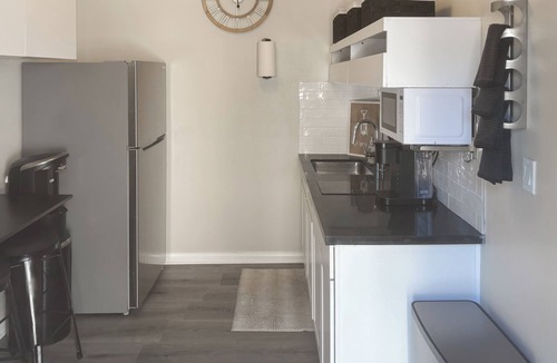 Perris Apartment | Outdoor Oasis w/Pool & Hot Tub: Perris Getaway