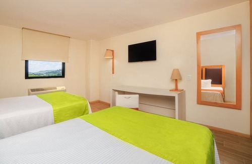 Poza Rica Hotel | OYO Paris Fc Express, Poza Rica de Hidalgo