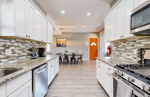 Indio Hills House | Painted Hills desert retreat with 5-acre compound with saltwater pool & spa