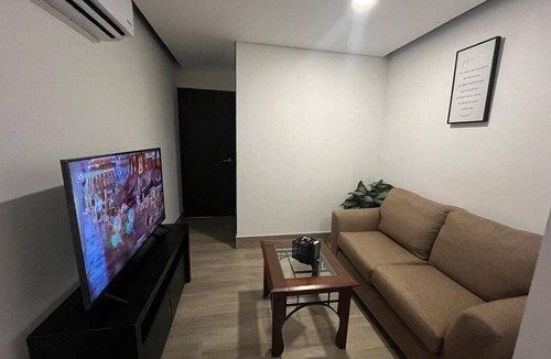 Monterrey Apartment | Patriota Loft for 2, with amenities and parking