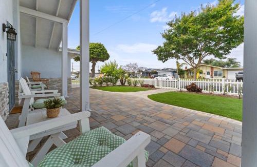 Huntington Beach House | Peaceful Home Near Beach & Disneyland