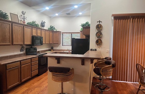 Pinetop Cabin | Pinetop Lakes CClub, One Level, AC, Private, Gated, Close To Amenities!