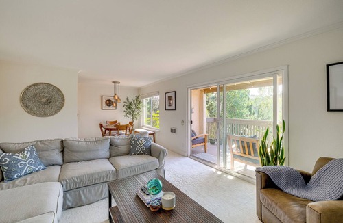 La Jolla Village Condo | Pool, 2 Mi to Beach! Extended Stay in San Diego