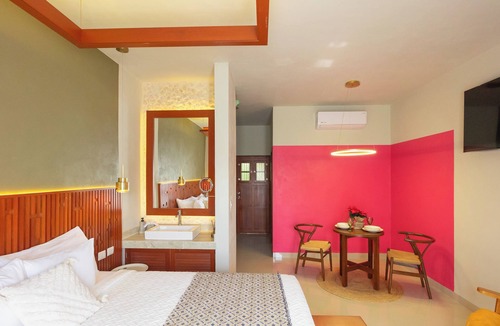 Valladolid Hotel | Poquito a Poquito