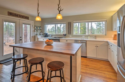 Groom Creek Cabin | Prescott Vacation Rental Cabin ~ 6 Mi to Downtown!