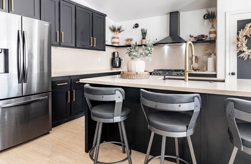 Wildomar House | Private house AND Guest House with an entertainment kitchen and backyard!