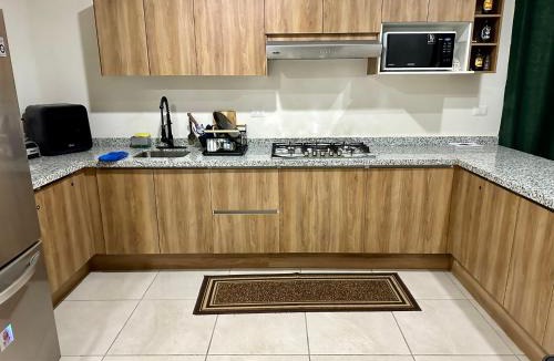 Queretaro House | Private Master Suite Fast Highway Access CDMX