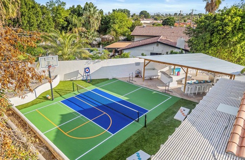 Bermuda Dunes House | Private pool,Pickleball+Basketball,Gameroom, bocce+horseshoe+grassy yard 4 games