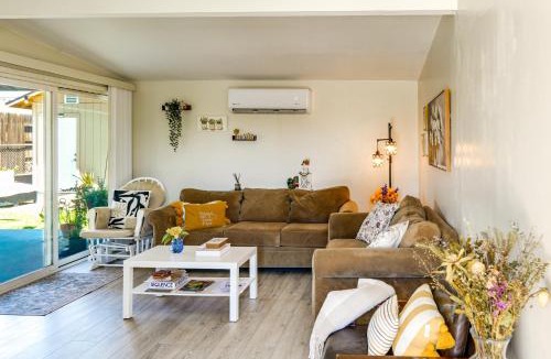 Bakersfield Apartment | Private Pool & Yard! Family Getaway in Bakersfield