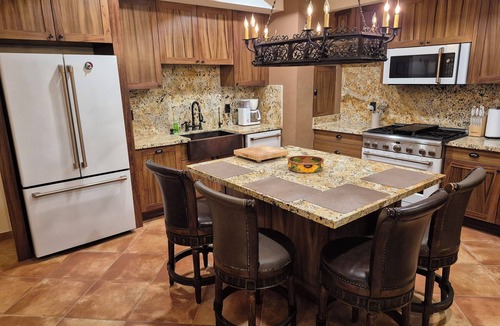 Alta Vista Villa | Private Villa with Heated Pool, 3 Bedrooms + Loft