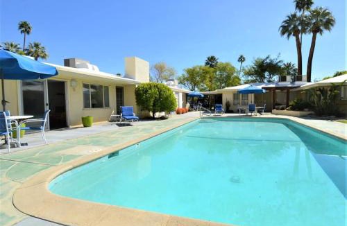 Historic Tennis Club House | PS Downtown Condominium